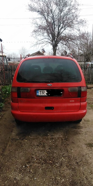 Ford Galaxy 1.9 Diesel 7 locuri  - imagine 2