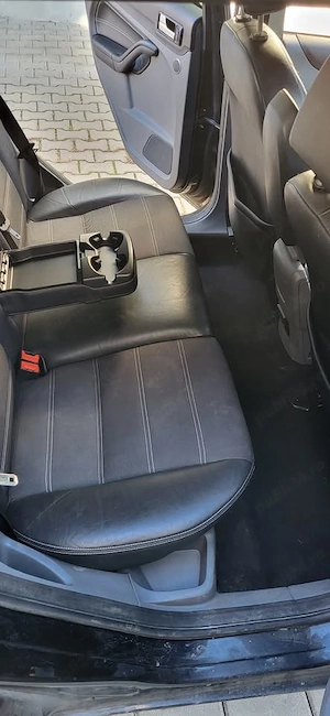 Vand masina pers Ford Focus 2.0 Tdci 136hp  2010 Titanium Manual 6 viteze 2999 E - imagine 8