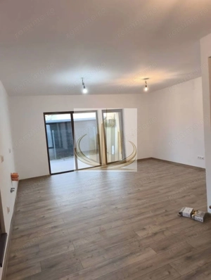 Duplex modern 4 camere în Moșnița Nouă, lângă Lidl – curte 280 mp