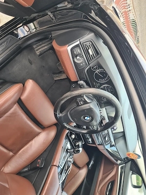 Vand Bmw 520 ,F11,an 2011 , 184 cai , cutie automata - imagine 2