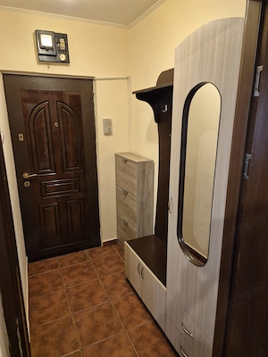 De inchiriat 2 camere-semidecomandat-termen lung,Mun.Constanta, zona,Tomis Nord-Campus - imagine 5