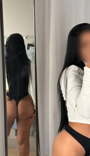 Brunetă-poze reale 100% - imagine 4