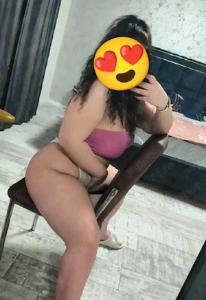 Bună mă numesc Casandra am 23 de ani nouă în orașul tău ofer servicii totale sună mă nu vrei regret 