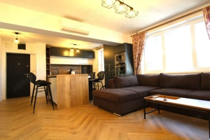 3 camere, etaj 2, lift, prima inchiriere, vedere spre Bega