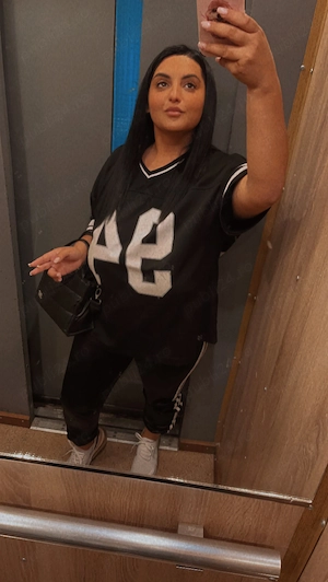 Bruneta nouă  - imagine 4