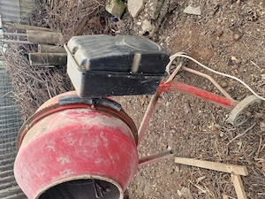 Betoniera de vinzare