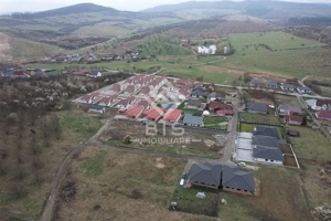 Teren Casa 700 mp / Sigmir Zona exclusiva de Case