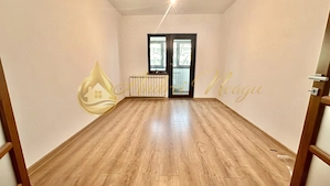 4 camere decomandate, 2 bai , 3 balcoane  Stefan cel Mare Bacau etaj 3 din 4  - imagine 6