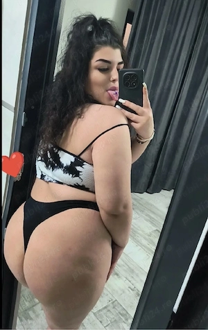 Ma numes Elisa pina data aic la voii in orassul vostru