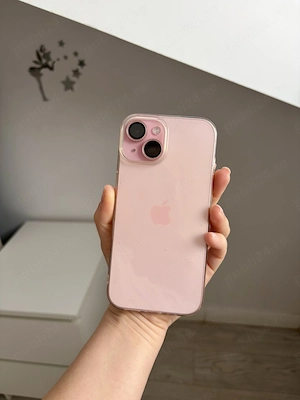 vând IPhone 15 roz 128 gb