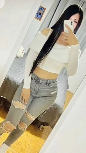 Buna sun sorina am locație fac si deplasari 