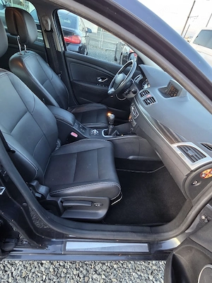 Renault Megan 1.9 dci, 130 cp, an2010 - imagine 6