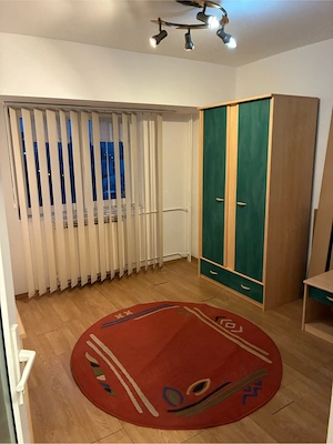 inchiriez ap 3 camere, bulevard Decebal , stradal  - imagine 3