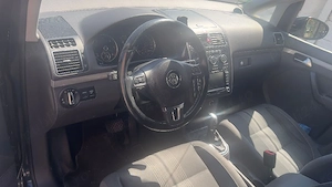 Volkswagen Touran - imagine 3
