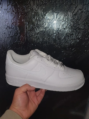 Adidasi Nike Air Force 1 '07 originali