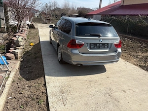 Dezmembrez BMW e91 m47  - imagine 5