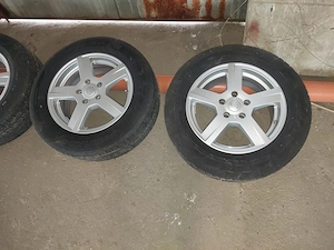 Vând Jante Dacia Daster, Nissan, Kia Renault. 