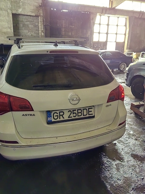 Opel astra j 1.6 dizel - imagine 5