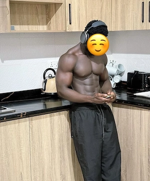 Cupluri discrete și femei mature