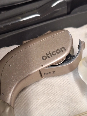 Ap.auditive Oticon Jet 2 BTE C090, stanga +dreapta. 