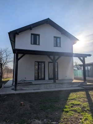 Vila 3 dormitoare/ 3 bai. Locație exclusivista - Parcul Dendrologic 