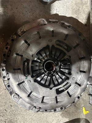 Ambreiaj complet Bmw m47  - imagine 2