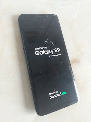 [S9] Vând Samsung Galaxy S9 [spart dar perfect funcțional] [poze reale]