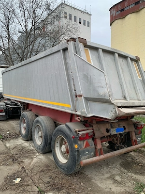 Basculantă Kässbohrer   PREȚ BUN   DE MUNCĂ