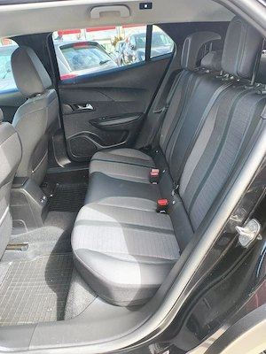 Peugeot 2008 1.5 BlueHDI 130 S&S EAT8 Allure - imagine 17