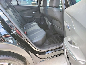 Peugeot 2008 1.5 BlueHDI 130 S&S EAT8 Allure - imagine 16