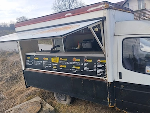 Rulota comerciala food truck inmatriculat schimb 