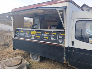 Rulota comerciala food truck inmatriculat schimb  - imagine 3