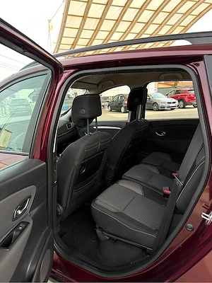 Renaul Scenic - imagine 9