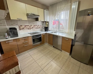 Apartament 4 camere | Etaj 1 | 2 băi cu geam | Complet mobilat – zona Sanovil  - imagine 4