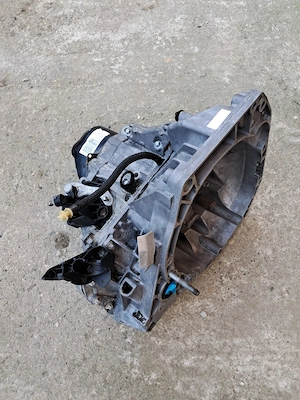 cutie de viteze dacia logan, sandero,mcv 0.9 tce - imagine 5