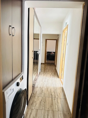   Apartament 4 camere, mobilat complet + centrală proprie   zona Păcii, Tulcea   - imagine 3