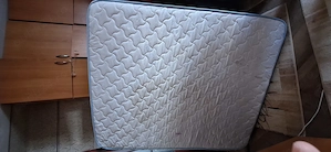 3 saltele de vanzare