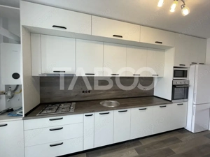 Apartament decomandat cu 2 camere etaj 2 60 mp balcon parcare Sibiu - imagine 8