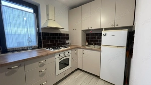 Apartament de vanzare-bloc nou,lift,finisat complet