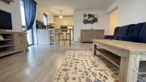 Apartament de vanzare-bloc nou,lift,finisat complet