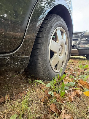 Vând wolkswagen  polo, an 2004 - imagine 4