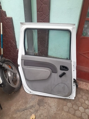 Vând usi logan albe 2006 15dci spate - imagine 3