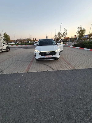 Vând Kuga 1.5 benzina - imagine 4