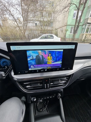 Vând Kuga 1.5 benzina - imagine 8