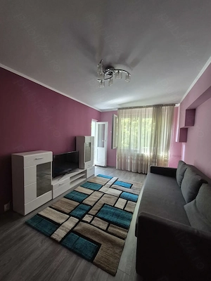 Închiriez apartament 2 camere, 260 metri metrou Dristor