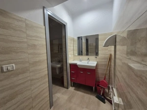 Spatiu birouri, etaj 4, cladire moderna - imagine 10