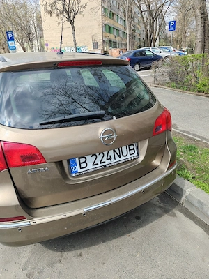 Opel Astra j Sports Tourner Gpl - imagine 5