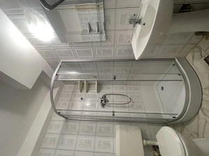 Proprietar inchiriez garsonieră sector 2 , chiar langa Mega Mall  - imagine 9