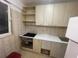 Proprietar inchiriez garsonieră sector 2 , chiar langa Mega Mall  - imagine 5