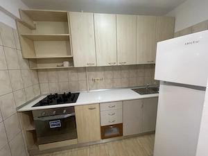 Proprietar inchiriez garsonieră sector 2 , chiar langa Mega Mall  - imagine 8